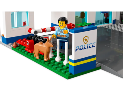 Купить Конструктор LEGO City Police Полицейский участок  5482997. Характеристики, отзывы и цены в Донецке